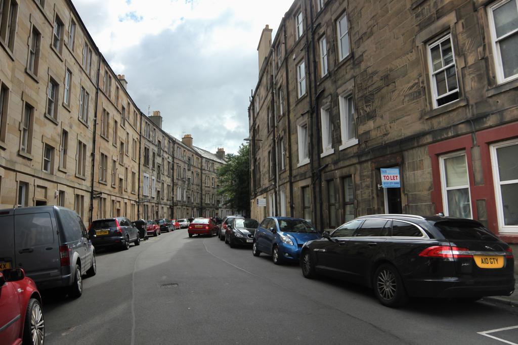 Chic & Bright Flat Near Holyrood Park Apartment Edinburgh Room photo